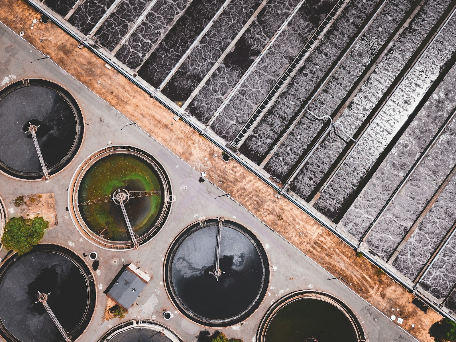 Industrial Water Treatment Systems: The Right Solution for Efficiency and Sustainability